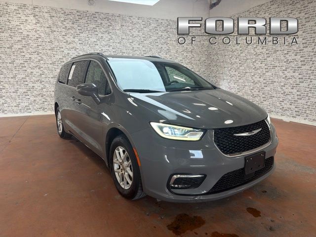 2021 Chrysler Pacifica Touring L's photo