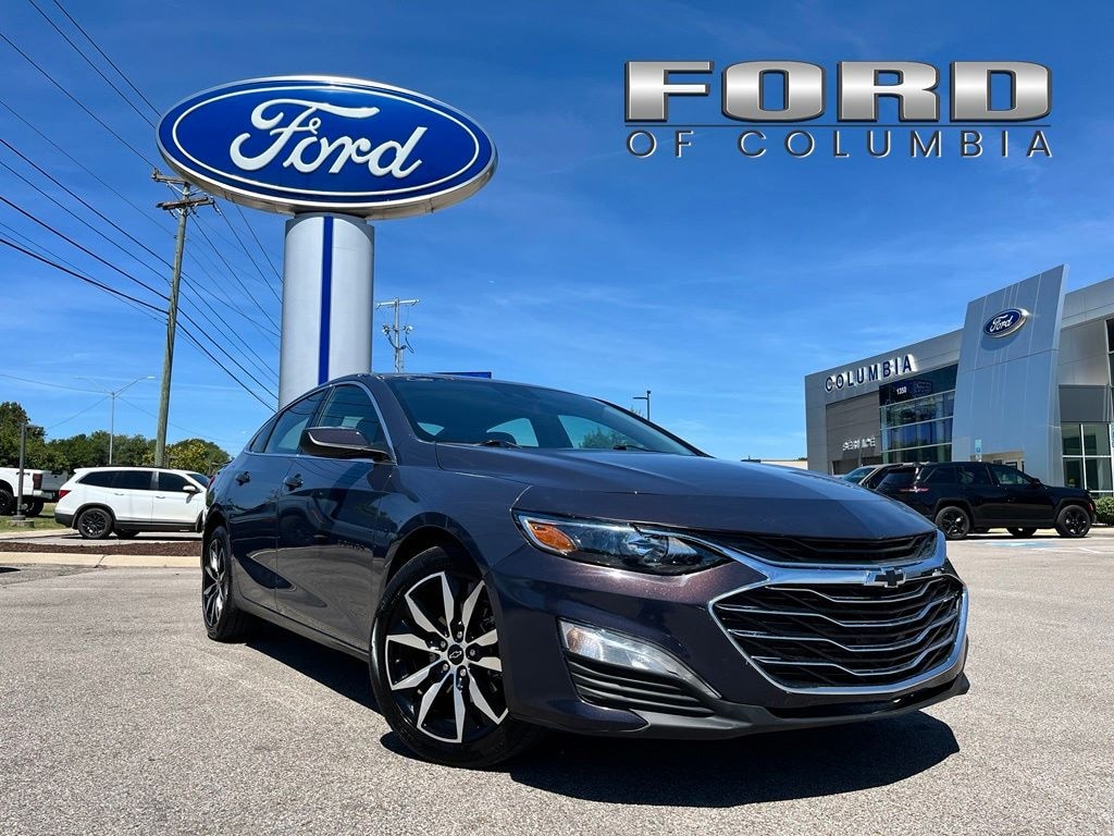 Used 2025 Chevrolet Malibu RS Sedan