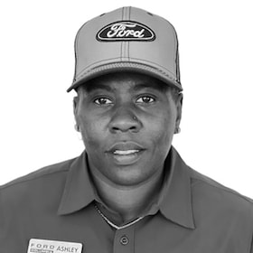 Staff member Ashley Wiggins from ID_1385b6460eac