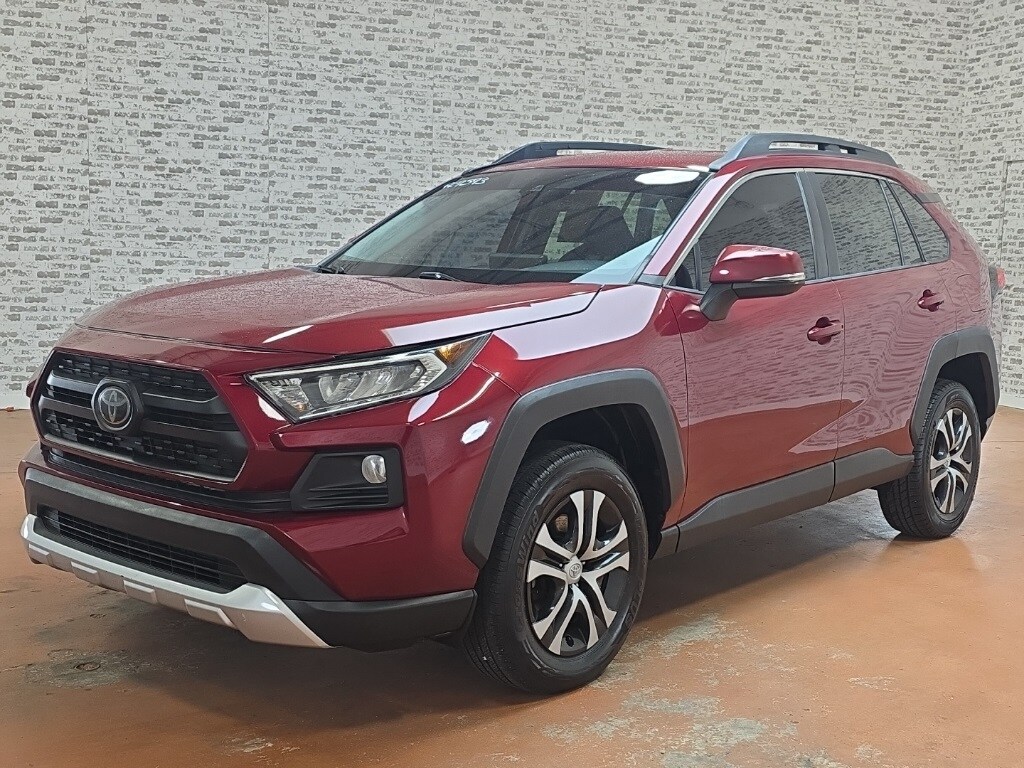 2019 Toyota RAV4 Adventure photo 3