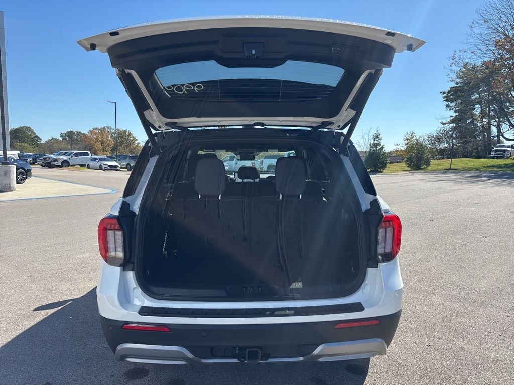 2026 Ford Explorer Platinum - Photo 8
