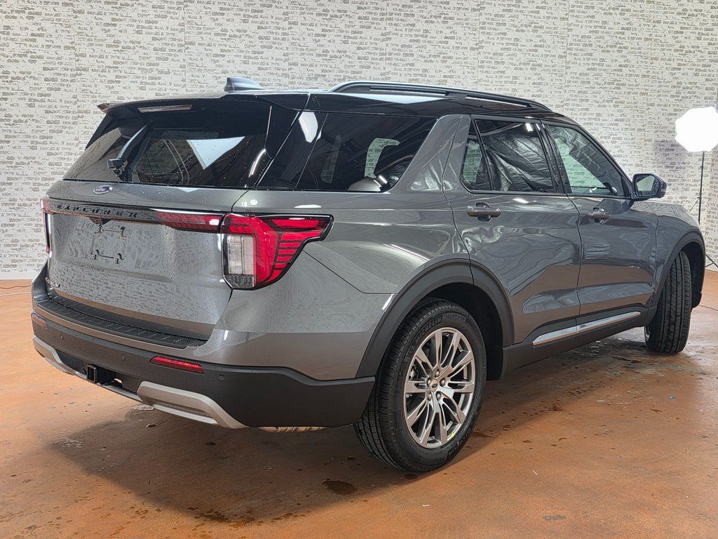 2026 Ford Explorer Platinum - Photo 8