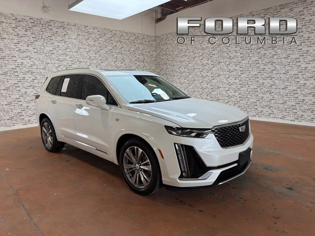 2022 Cadillac XT6