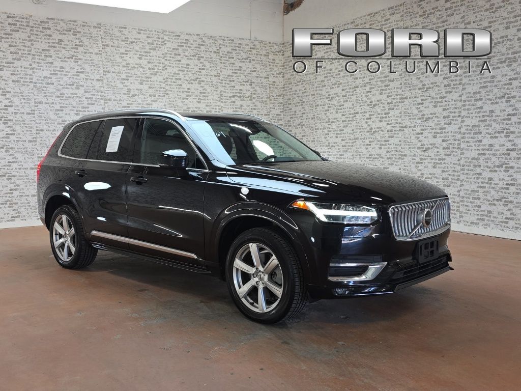 2024 Volvo XC90 B5 Core Bright theme 4WD's photo