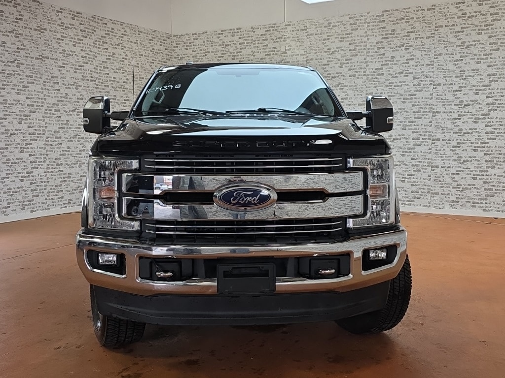 Used 2017 Ford F-250SD Lariat Truck