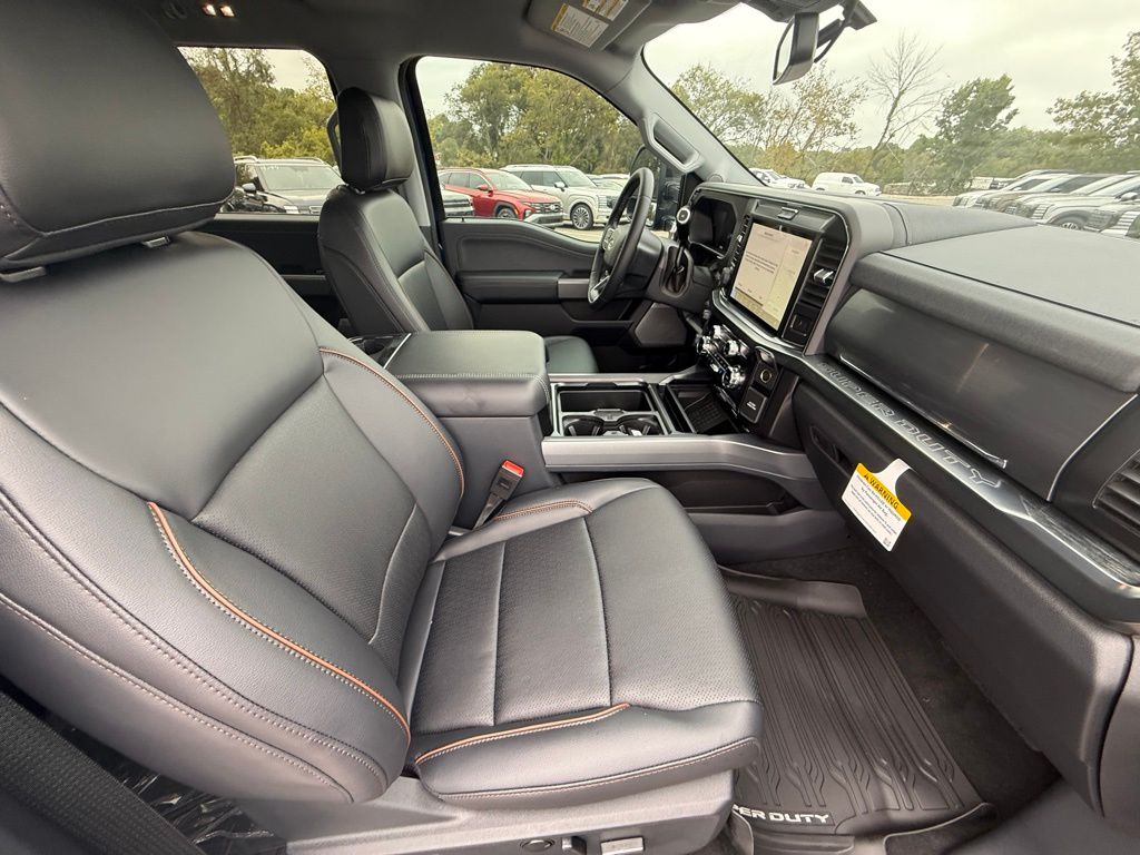 2026 Ford F-250 Super Duty Lariat - Photo 14