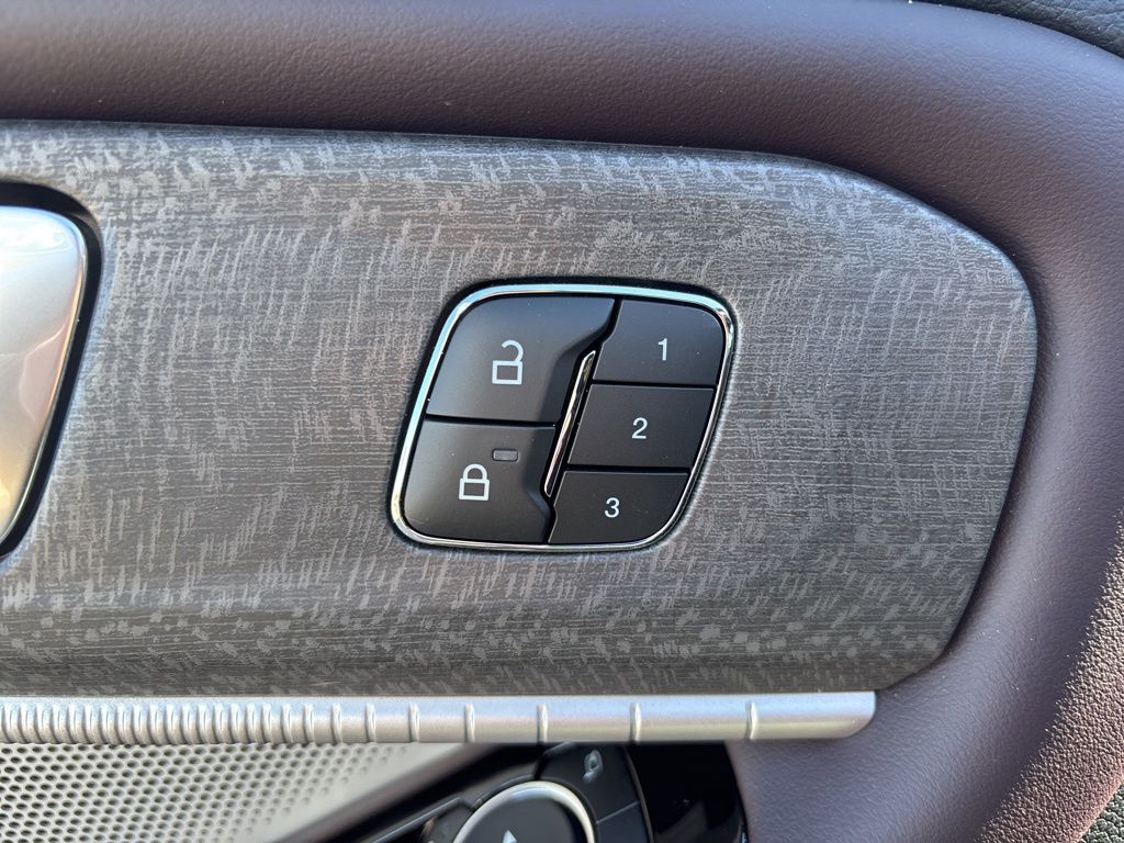 2026 Ford Explorer Platinum - Photo 22