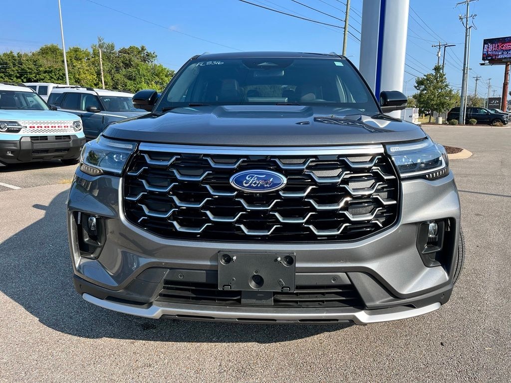 Used 2025 Ford Explorer Platinum SUV