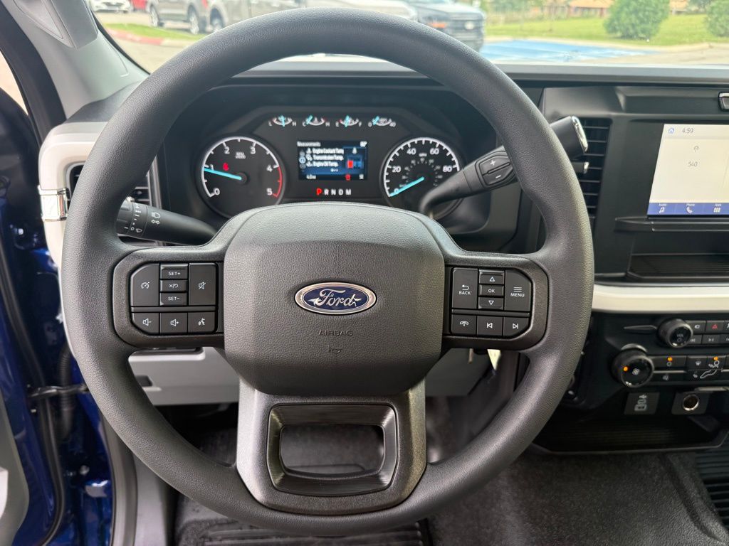 2026 Ford F-350 Super Duty XL - Photo 15