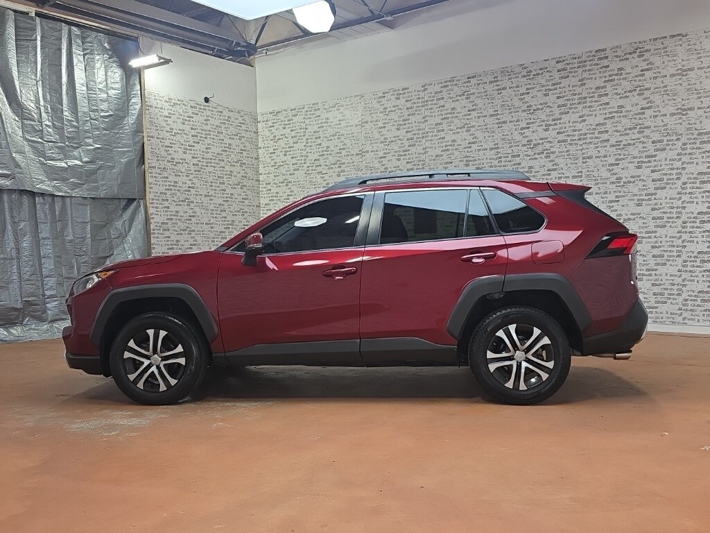 2019 Toyota RAV4 Adventure photo 4