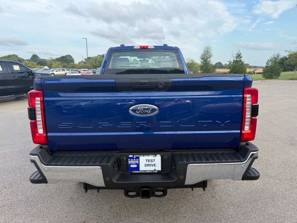 2026 Ford F-350 Super Duty XL - Photo 7