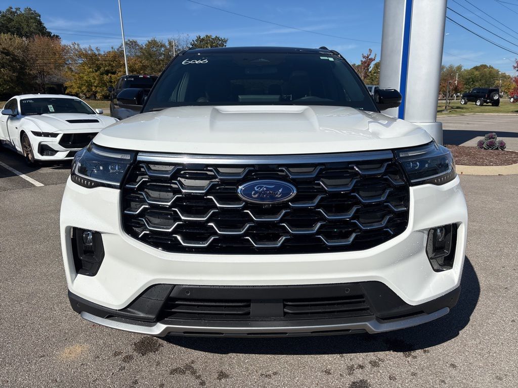 2026 Ford Explorer Platinum - Photo 3