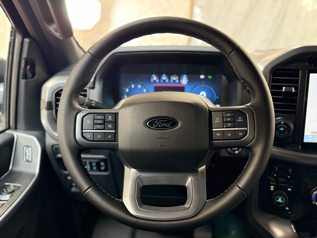 2026 Ford F-150 XLT - Photo 18