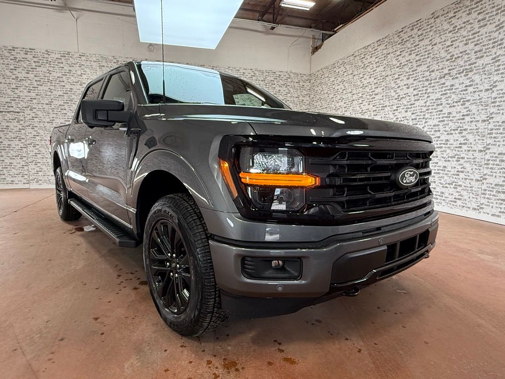 2026 Ford F-150 XLT - Photo 9
