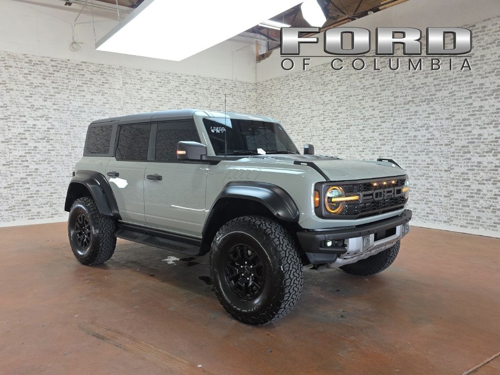 2023 Ford Bronco Raptor 4x4's photo