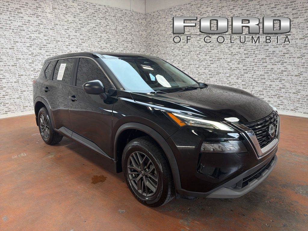2023 Nissan Rogue S FWD's photo