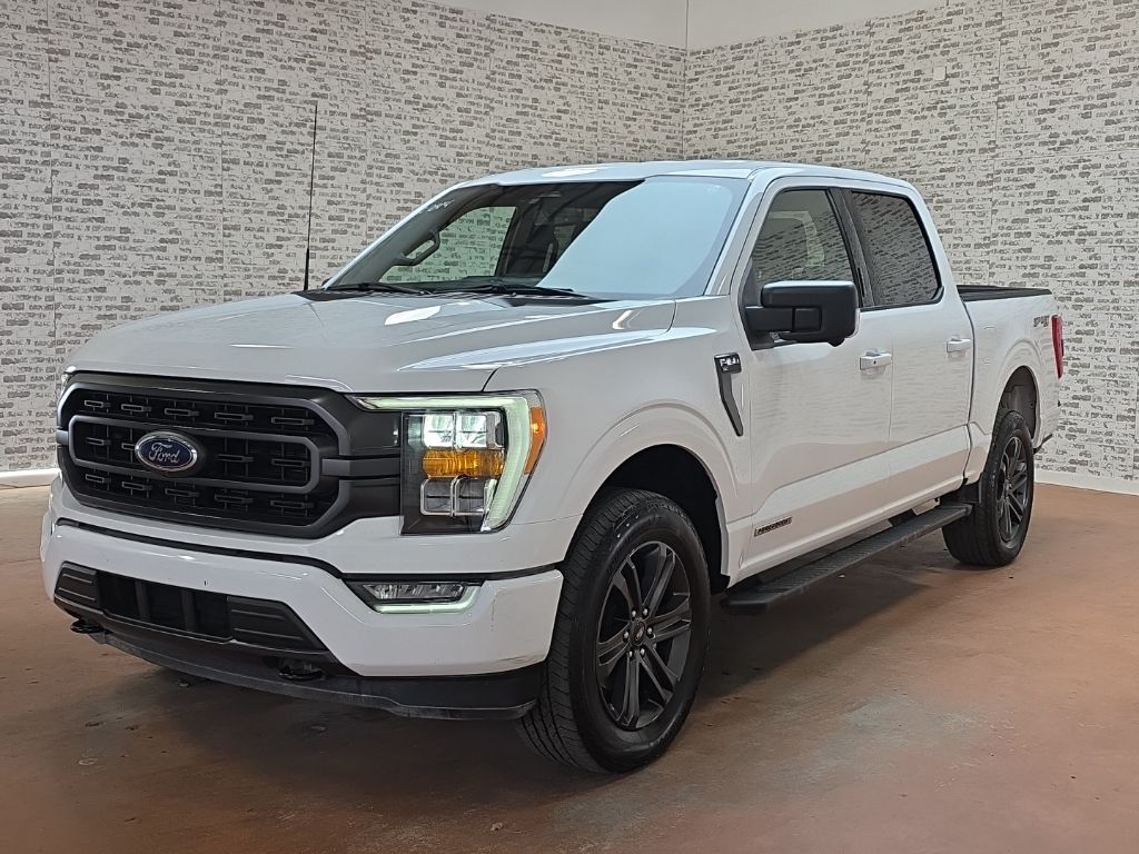2023 Ford F-150 XLT photo 3