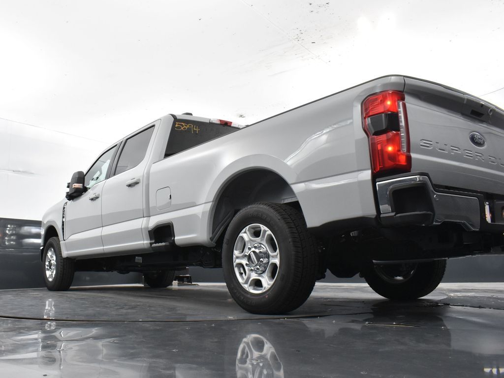 2026 Ford F-250 Super Duty XLT - Photo 33