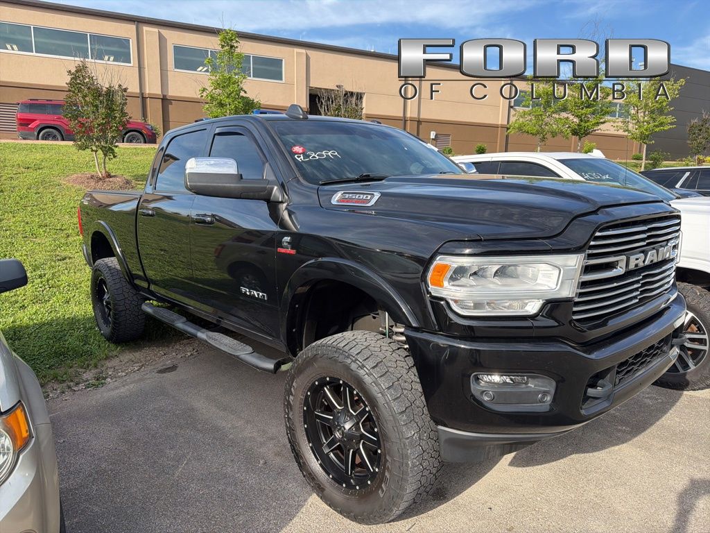 2022 RAM 3500 Laramie 4X4 Crew Cab SWB's photo