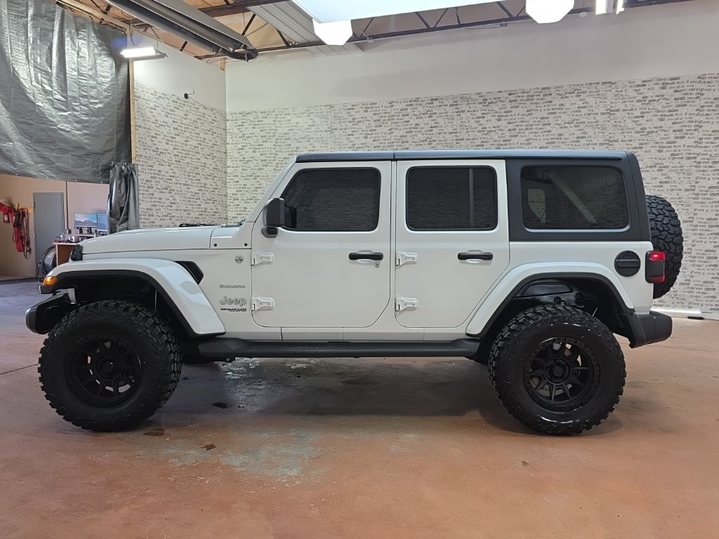 2020 Jeep Wrangler Unlimited Sahara photo 4