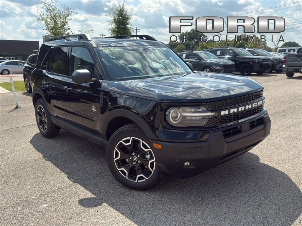 2025 Ford Bronco Sport Outer Banks's photo