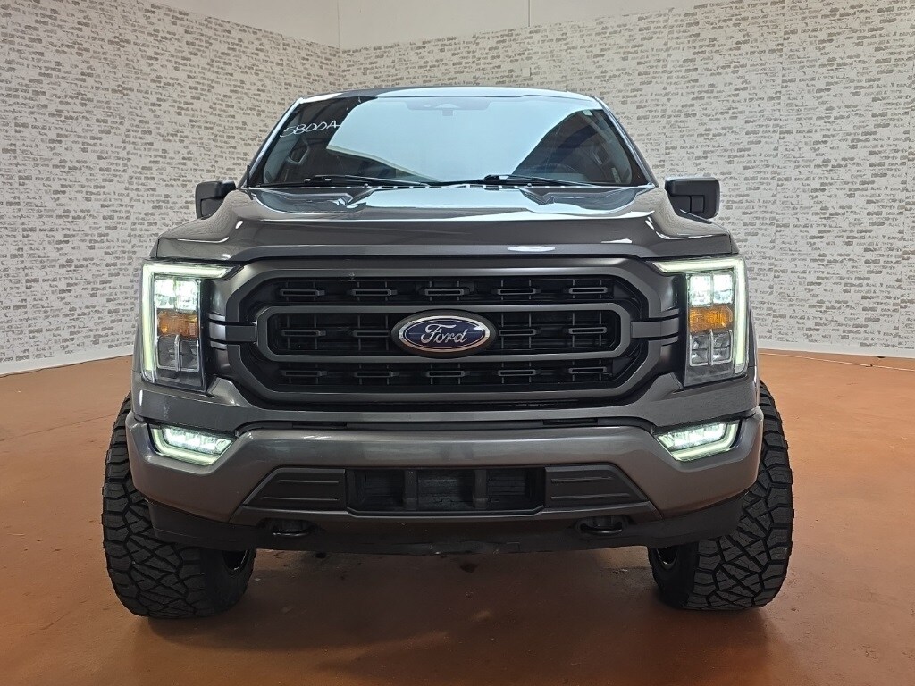 2023 Ford F-150 XLT photo 2