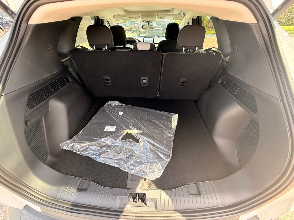 2026 Ford Escape Active - Photo 13