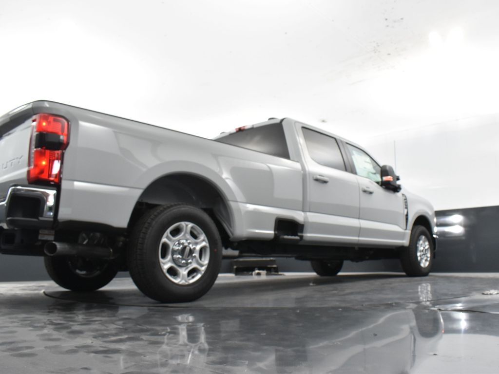 2026 Ford F-250 Super Duty XLT - Photo 31
