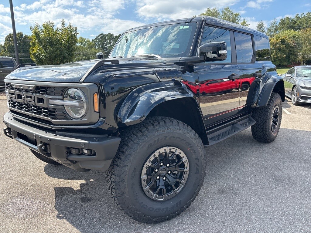 2025 Ford Bronco Raptor photo 3