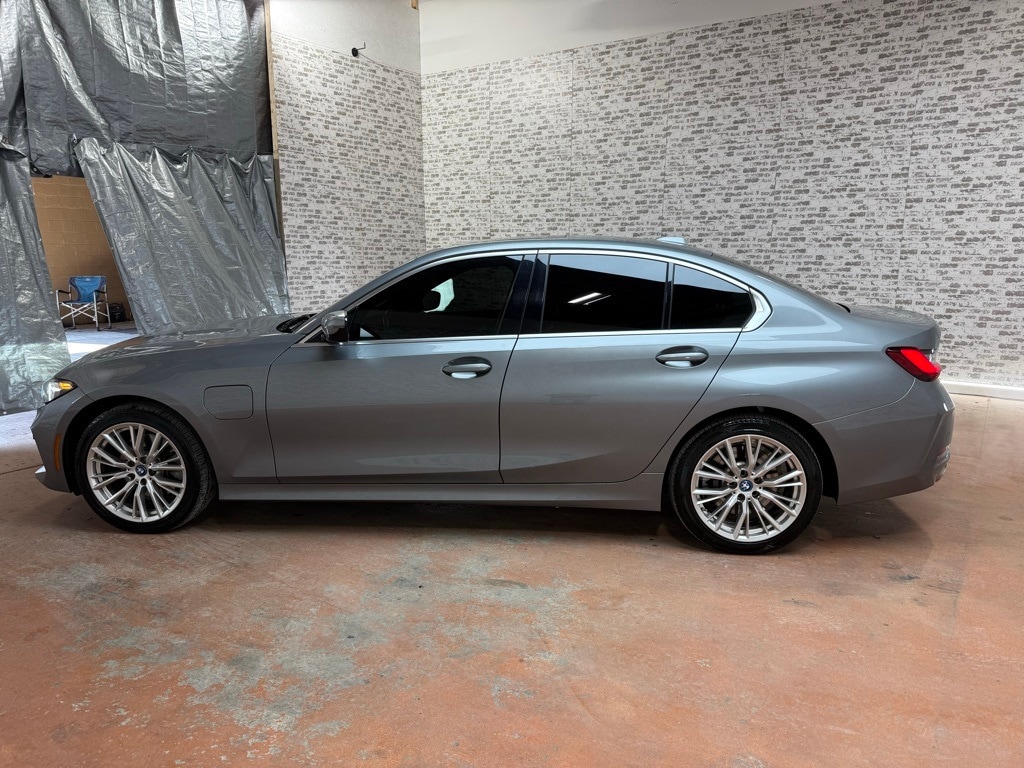 2024 Bmw 330e photo 4
