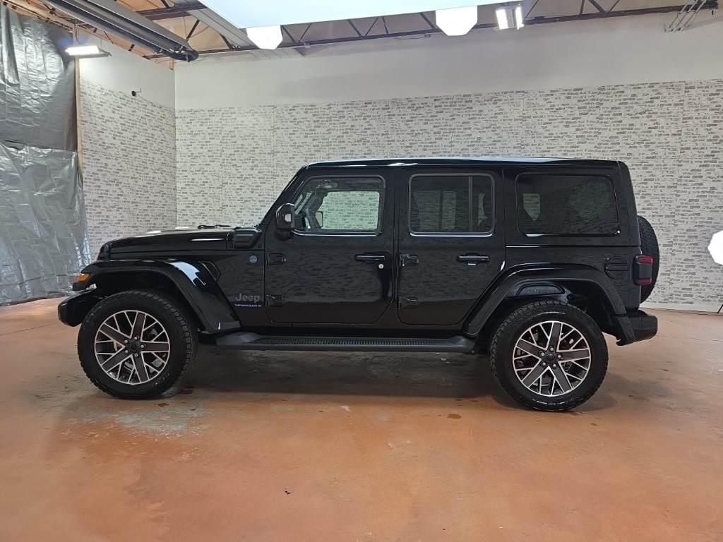 2024 Jeep Wrangler High Altitude 4xe photo 4