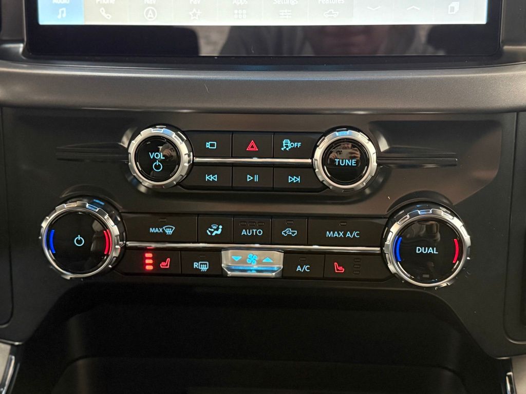 2026 Ford F-150 XLT - Photo 17