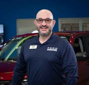 Staff member Steve Restivo from ID_2aad63