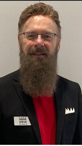Staff member Steve Dohoney from ID_2aad63