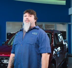 Staff member Jim Crews from ID_d71cc44238af