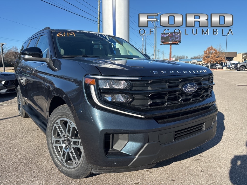 2026 Ford Expedition Active's photo