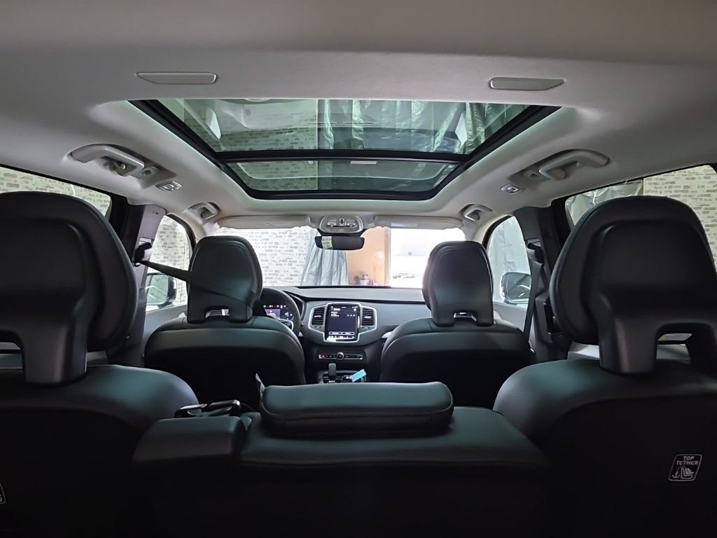 2024 Volvo XC90 Core - Photo 14