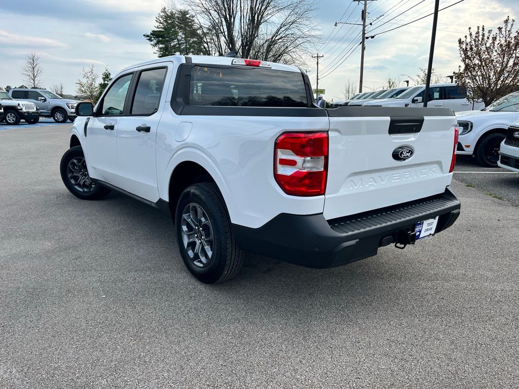 2026 Ford Maverick XLT photo 3