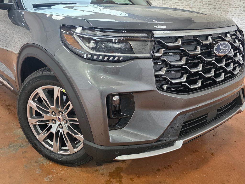 2026 Ford Explorer Platinum - Photo 10