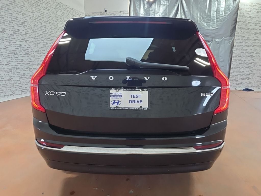 2024 Volvo XC90 B5 Core photo 3