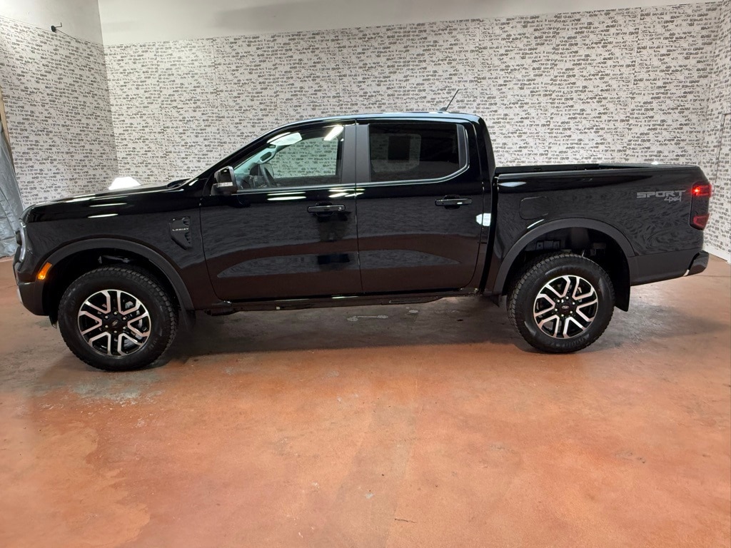 2025 Ford Ranger Lariat photo 4