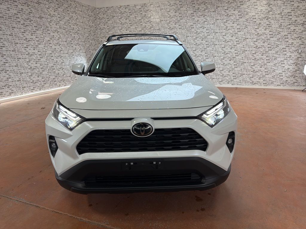 2024 Toyota RAV4 XLE Premium photo 2