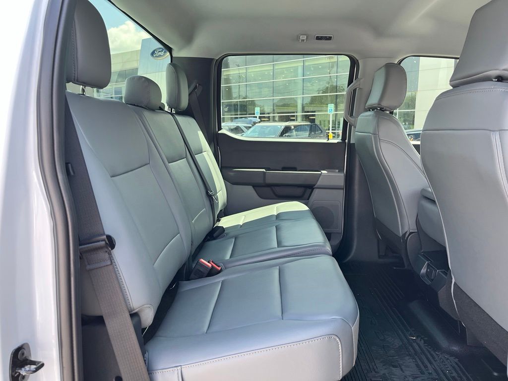 2026 Ford F-250 Super Duty XL - Photo 8