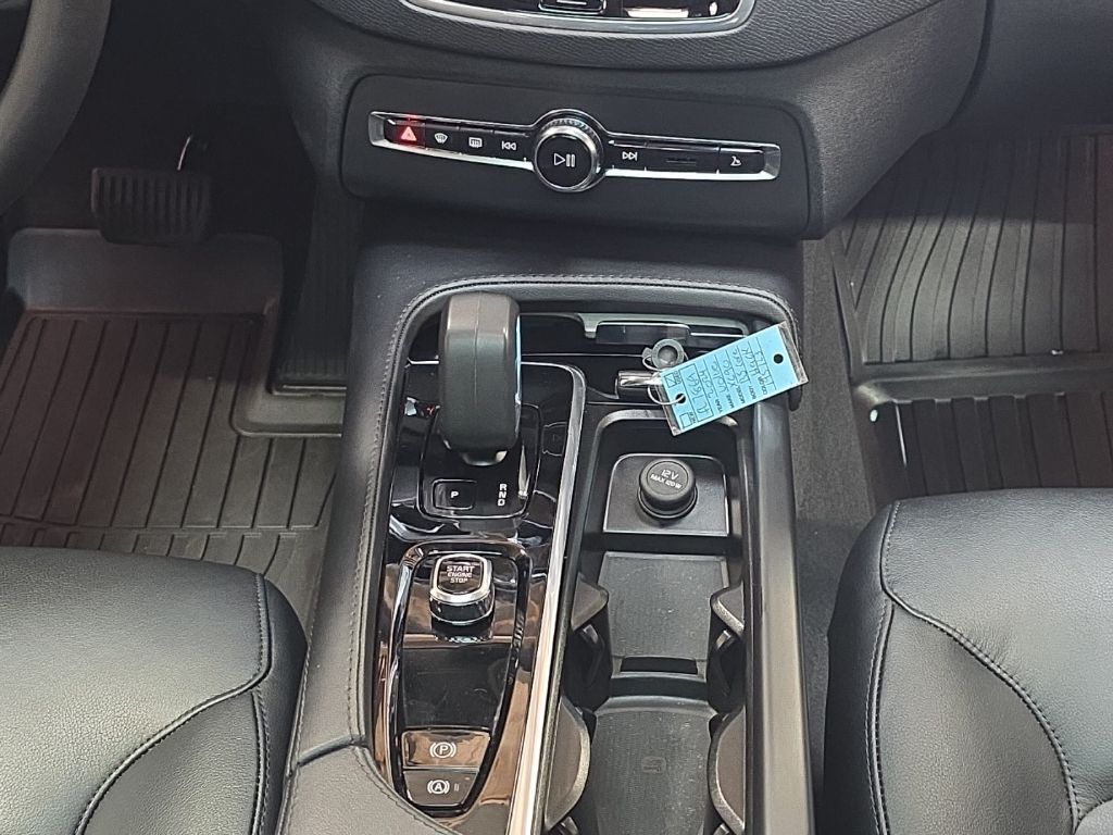 2024 Volvo XC90 Core - Photo 22