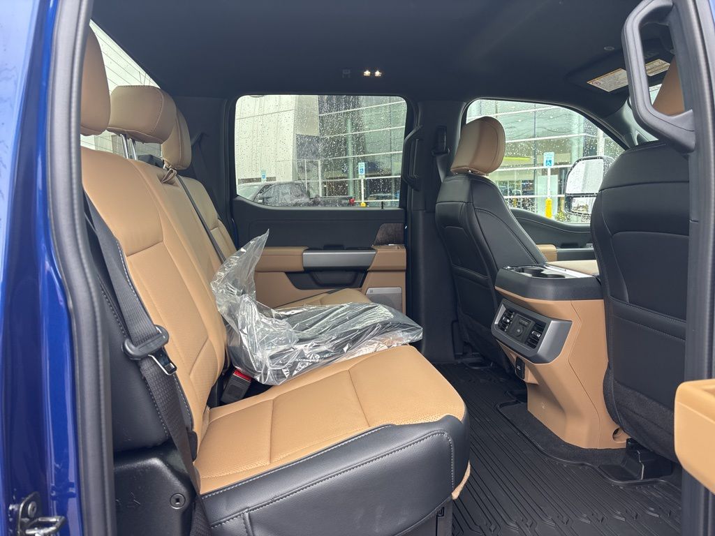 2026 Ford F-250 Super Duty Lariat - Photo 13