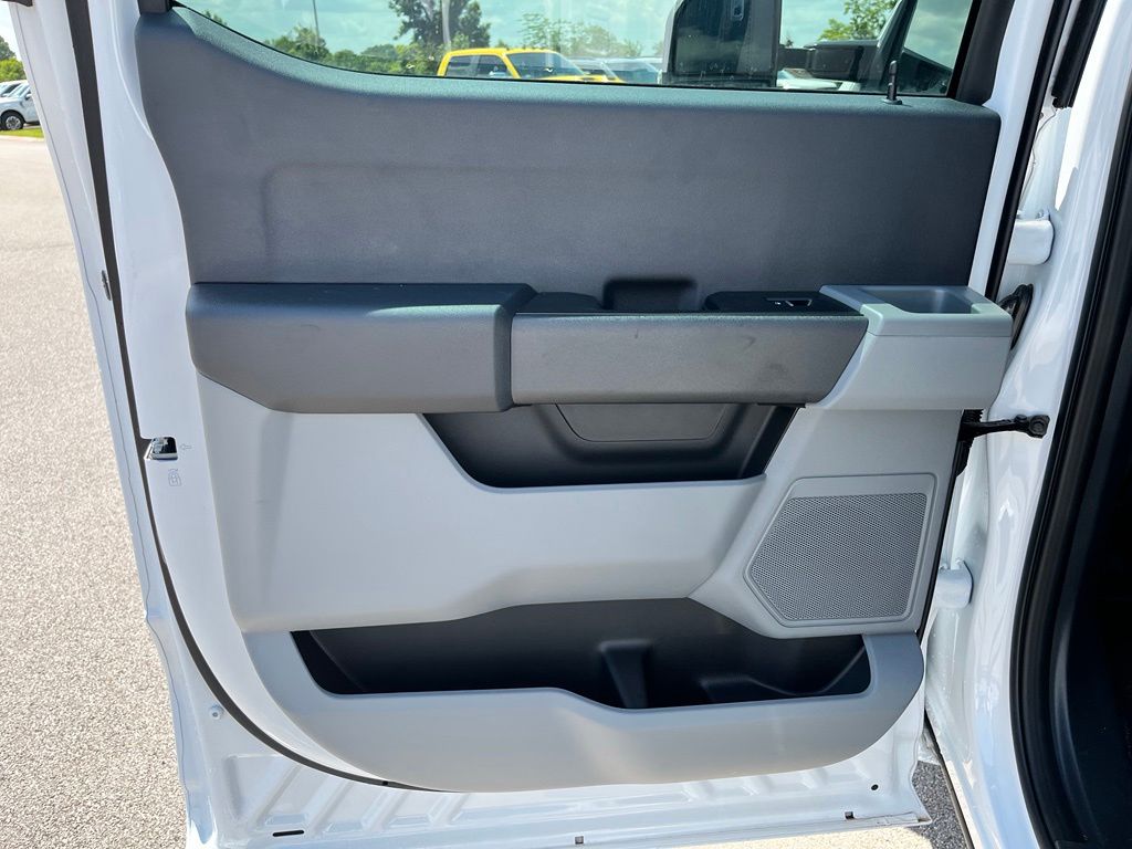 2026 Ford F-250 Super Duty XL - Photo 11
