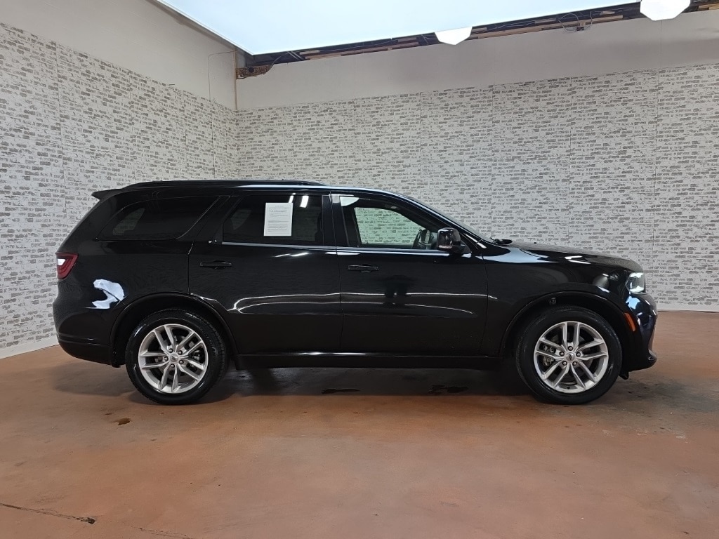 2022 Dodge Durango GT Plus photo 3
