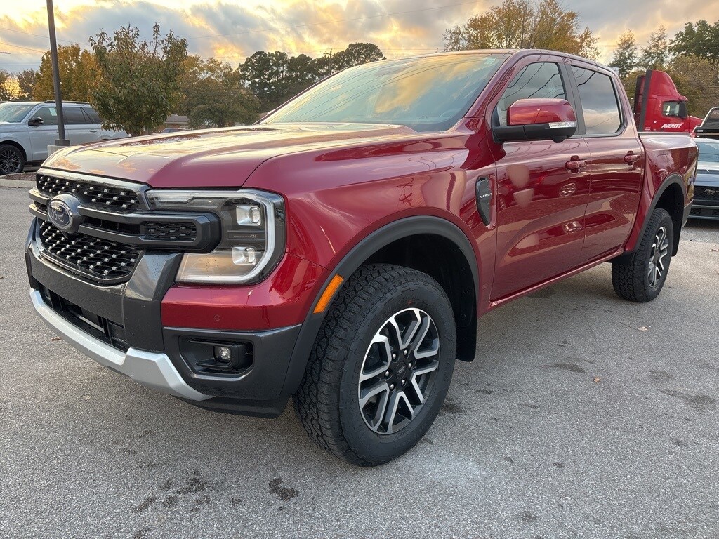 2025 Ford Ranger Lariat photo 3