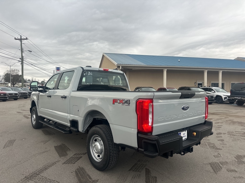 2026 Ford F-250 photo 4