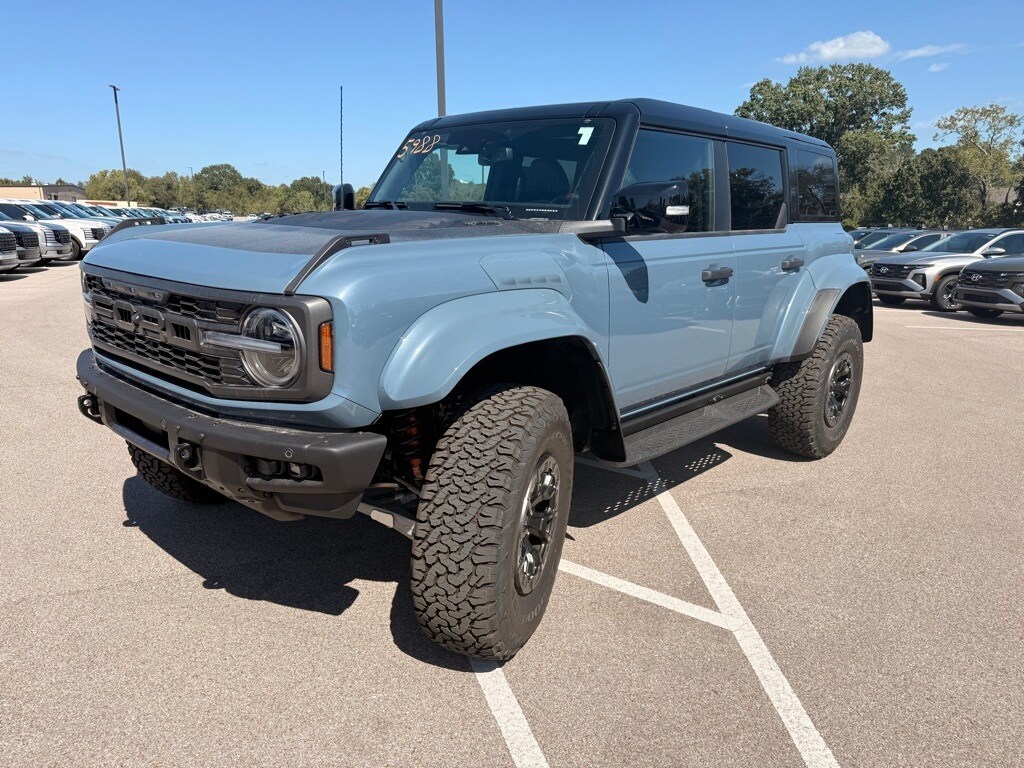 2025 Ford Bronco Raptor photo 3